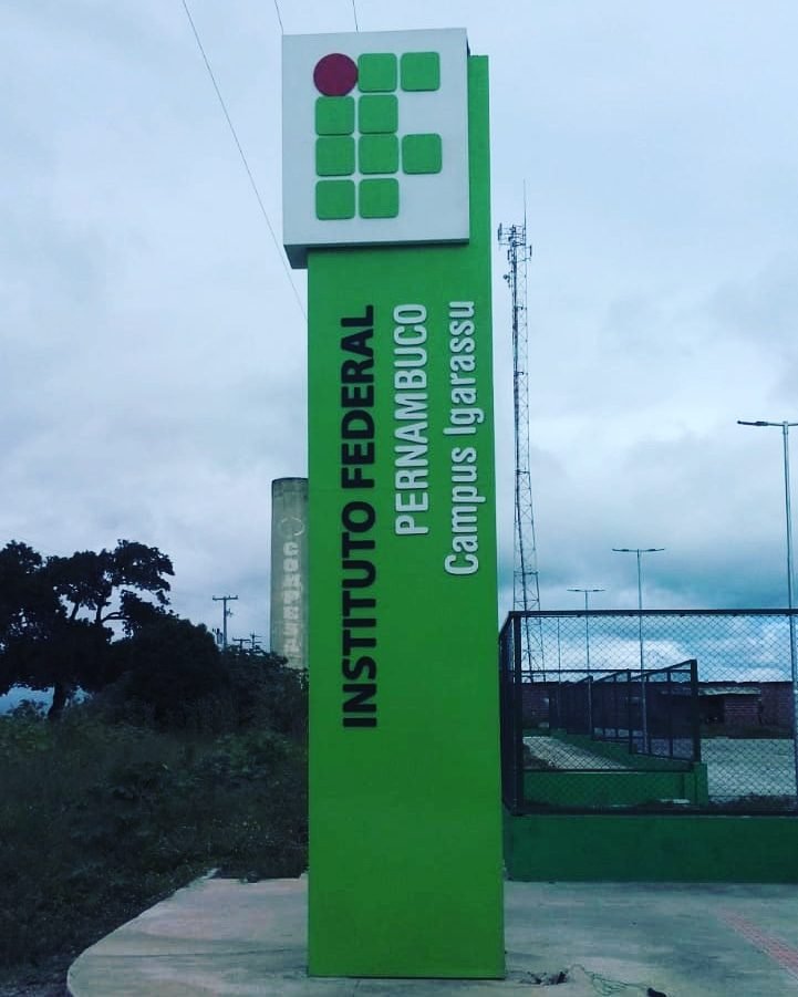 Letras caixa 3D do Instituto Federal de Pernambuco, Campus Igarassu, fabricadas pela Belplac